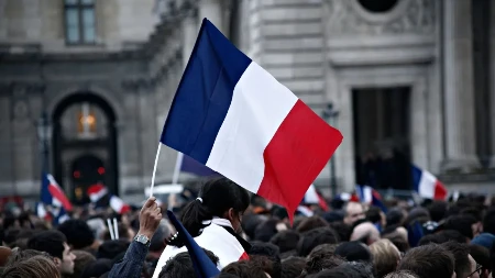 Svaki Francuz plaća po 250 evra Zelenskom