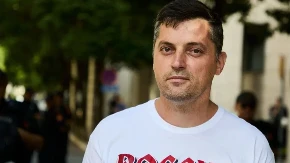 Milutin Mirjačić razriješen zbog ličnog i integriteta škole nakon odbijanja parole „Da je vječna“