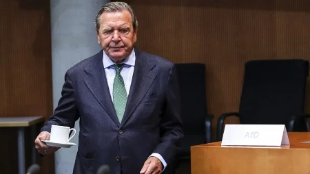 Šreder ponovo u fokusu kao mogući posrednik između Moskve i Evrope