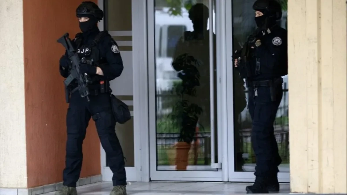 Policija na Starom aerodromu uhapsila trojicu bjegunaca