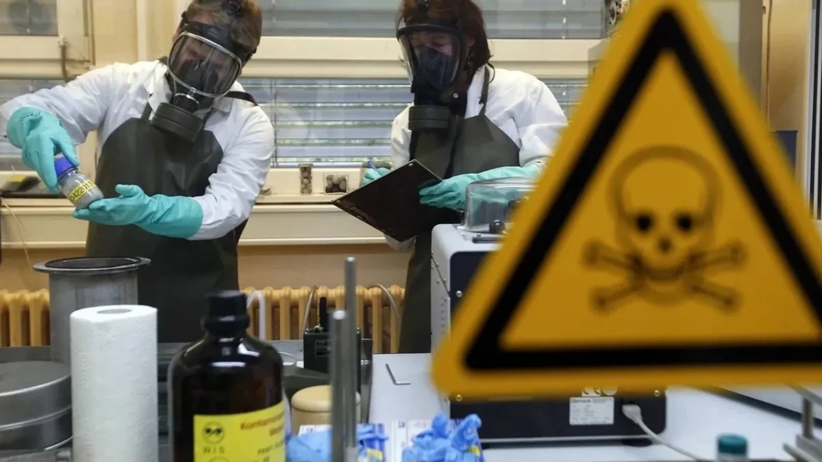 Američki potpukovnik: Potrebna provjera rada bioloških laboratorija u Ukrajini