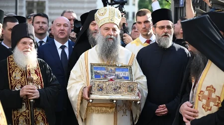 Pojas Presvete Bogorodice stigao u Beograd: Velika svetinja pravoslavnog svijeta predvodiće Spasovdansku litiju