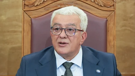 Mandić i NSD glasali za zakon koji Srbiju ostavlja pod etiketom okupatora