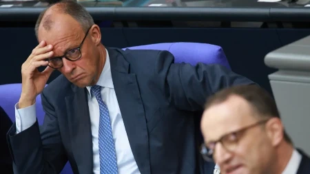 AfD se smijao u Bundestagu, Merc uzvratio pričom o Moskvi i šampanjcu