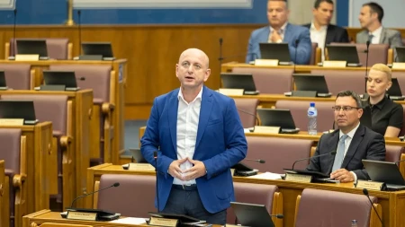 Knežević odgovorio Ibrahimoviću: Kosovo ste priznali, Srbe zapostavili, a sada držite lekcije Srbiji