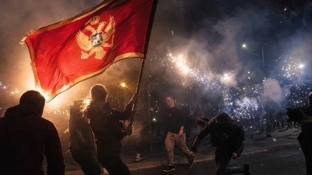 Crna Gora i blokaderske strukture: Porodične veze studentkinje iz Beograda pod lupom javnosti