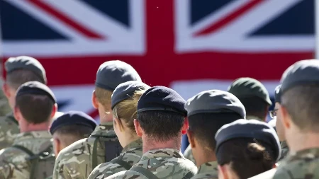 Ukrajinskim izbjeglicama u Britaniji nije dozvoljen ulazak u oružane snage