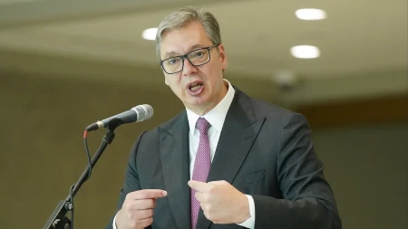Vučić: Nećemo dozvoliti da nam podijele porodice, društvo i državu