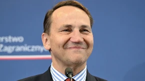Sikorski: Rusija nije sposobna za veliki napad na NATO