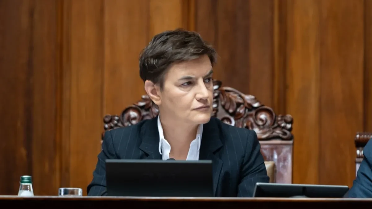 Dobromirov na N1 tvrdi da je vlast „zatrpala” javnost dokumentima, Brnabićeva poručila: Teror i laž su prošli