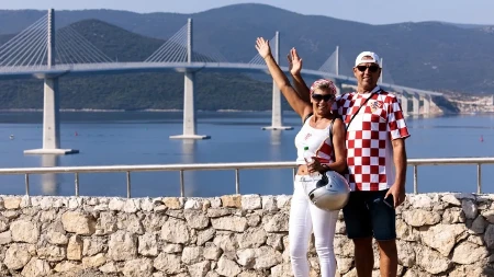 Pelješki most puca poslije samo četiri godine, ali u Hrvatskoj nema blokada