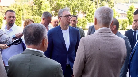 Predsjednik Vučić: Devedeset odsto vremena medijska scena u Crnoj Gori usmjerena je protiv Srbije
