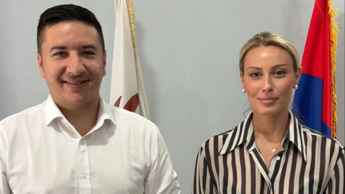 Dajković sa izaslanicom Miloša Vučevića: Jačati položaj Srba u Crnoj Gori