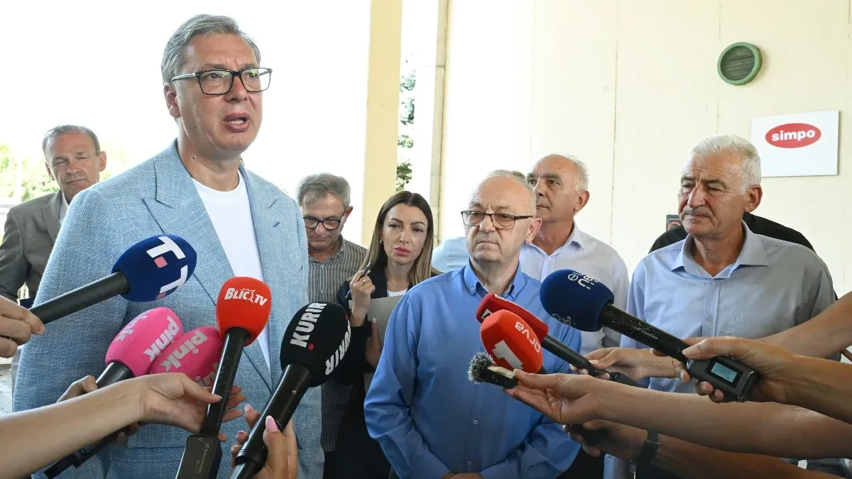 Vučić: O mostu na Ibru pregovarali smo 50 puta, razgovaraću sa Ruteom