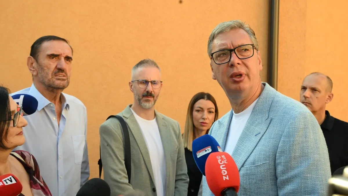 Vučić o Ružiću: Iza sebe je ostavio tendere, nabavke i sitni lopovluk