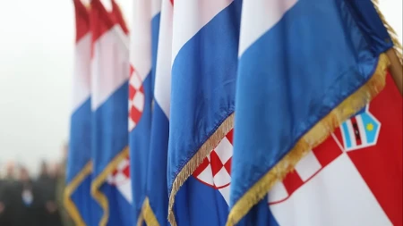 Iste poruke iz Zagreba i blokaderskih krugova u Srbiji o Mladiću