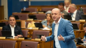Knežević: Zagreb diktira Podgorici, Srbi u Vladi ćute