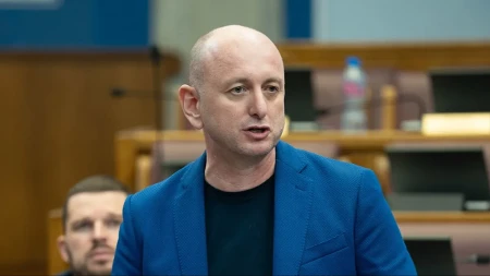 Knežević žestoko odgovorio Ambasadi Ukrajine: Vaš problem nisam ja, već ljubav Crnogoraca prema Rusiji