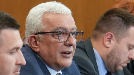 Politička matematika spasila Mandića: 39 prisutnih, bez sjednice i glasanja