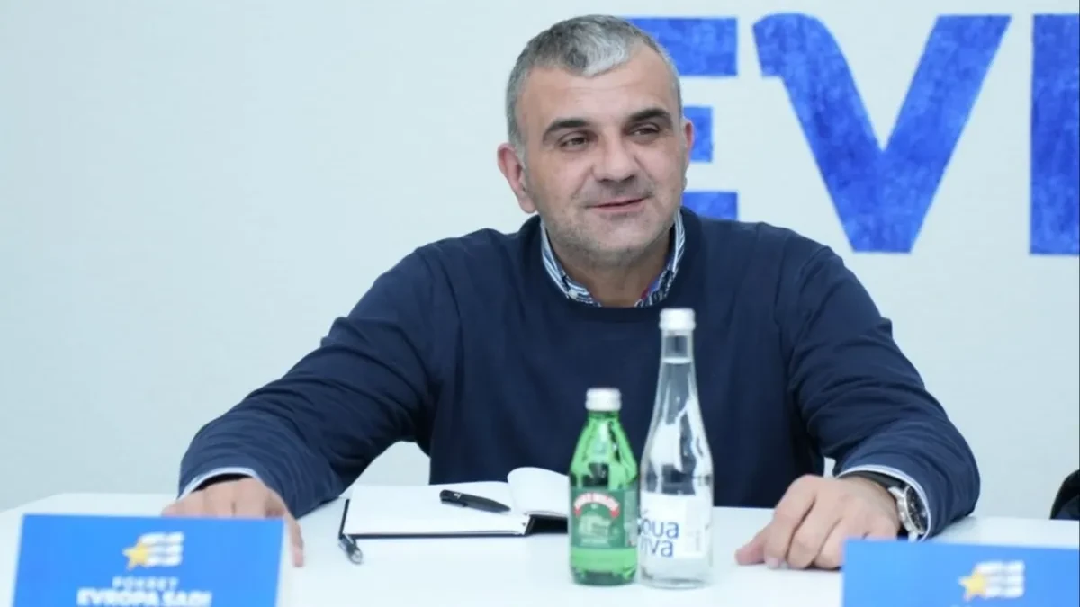 Izvršni direktor PES-a da objavi sve poslove svoje firme sa strankom i državom
