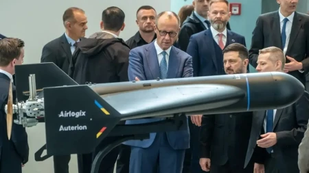 Berlin pokrenuo serijsku proizvodnju borbenih dronova za Kijev