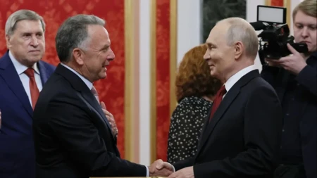 Putin Trampovim izaslanicima izložio uslove Moskve za trajni mir