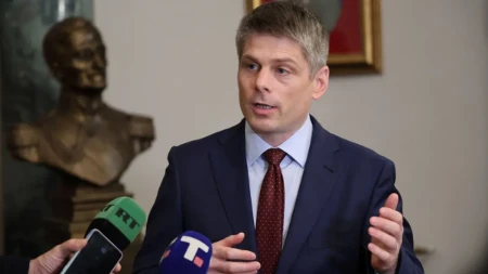 Gujon razobličio dvostruke aršine: Za Njemačku traže iskustvo, Srbiji nude anonimuse