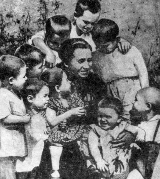 SRCE VEĆE NEGO PLANINA! Aleksandra Avramovna Derevskaja je bila majka 16 kćeri i 26 sinova, a njena priča nikoga nije ostavila ravnodušnim!
