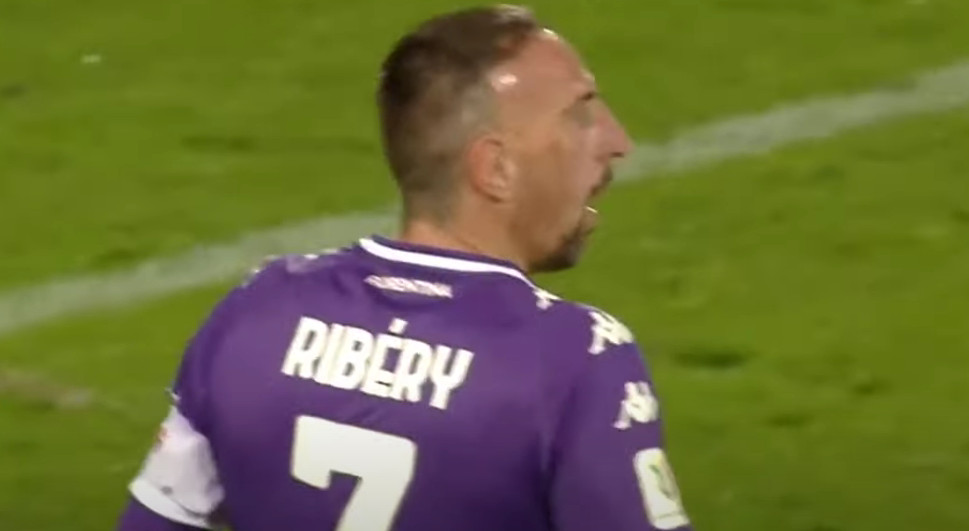 “LOPTA JE STALA“: Frank Riberi završio profesionalnu karijeru