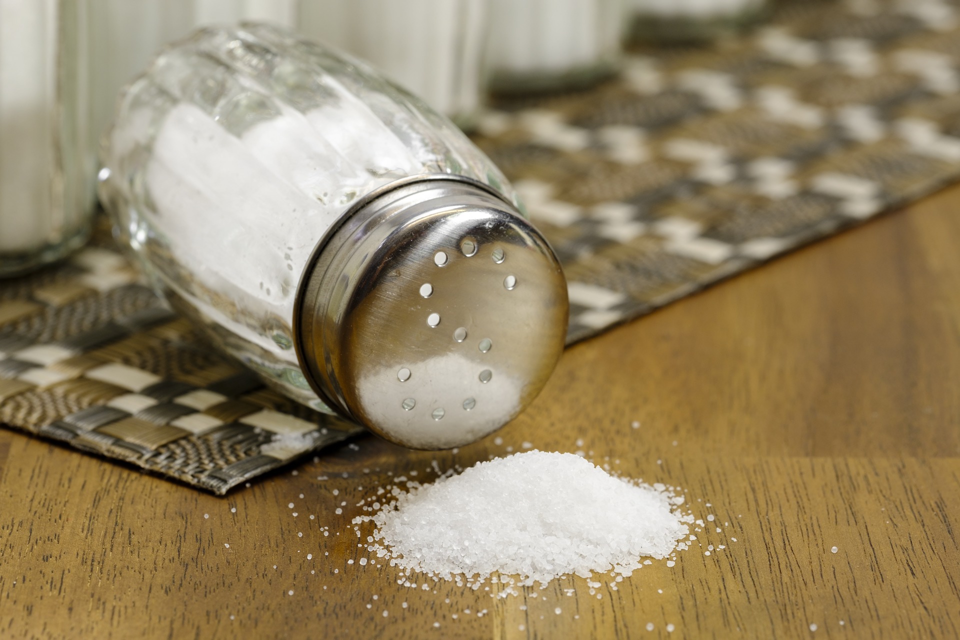MORATE BITI NA OPREZU Koliko soli je dnevno dovoljno?