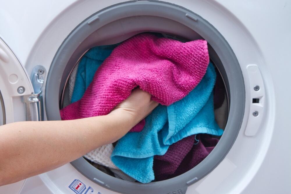 KAO NOV! Stavite jednu  stvar u veš mašinu tokom pranja i oduševićete se