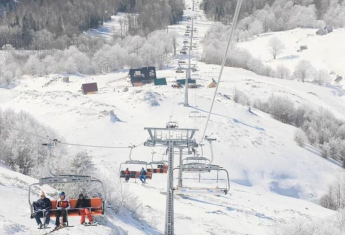 PRIPREME U TOKU Skijališta u Crnoj Gori počinju uskoro sa radom