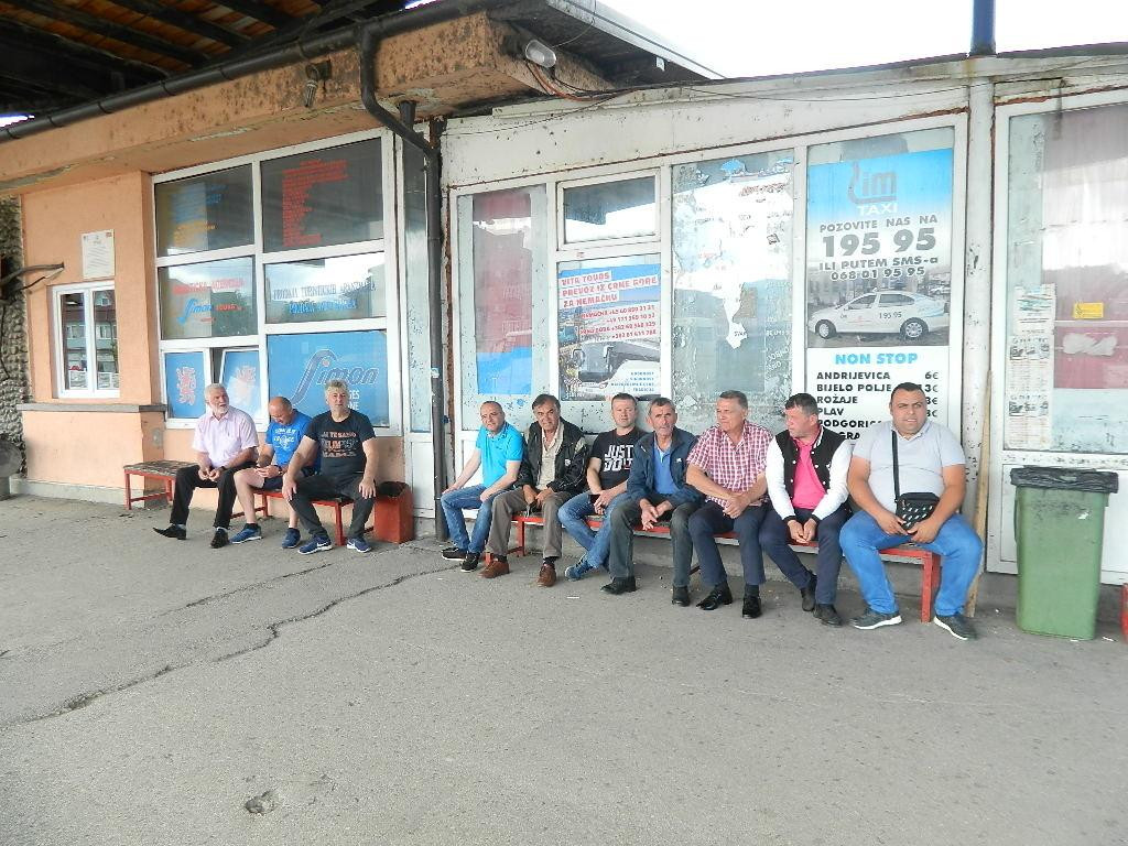 SPRIJEČILI UPISIVANJE „FANTOM“ BIRAČA Opozicija u Mojkovcu obustavila blokadu rada MUP-a