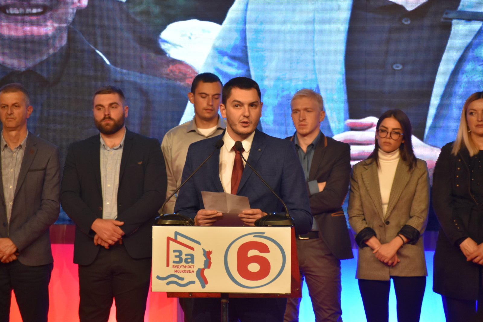 VELIKI TRENUTAK ZA GRAĐANE MOJKOVCA Mandić proglasio pobjedu opozicije u Uroševom gradu!