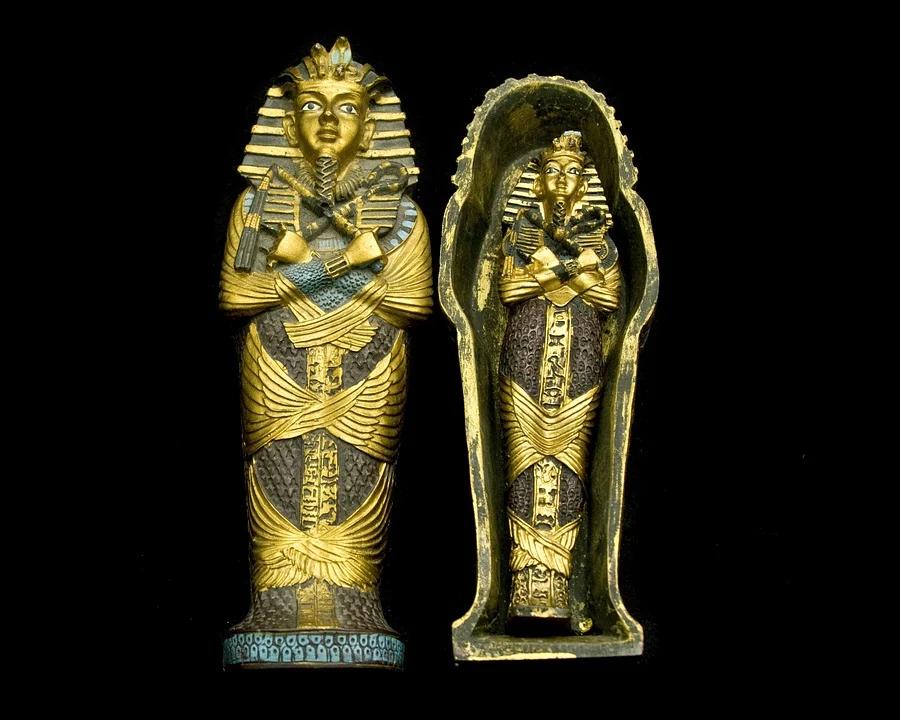 VELIKO OTKRIĆE U EGIPTU: Pronađene tri mumije sa zlatnim jezicima