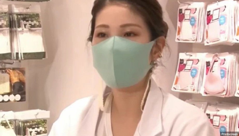 JAPANCI OTIŠLI KORAK DALJE Napravili maske koje svijetle ako postoji prisustvo virusa! (FOTO)