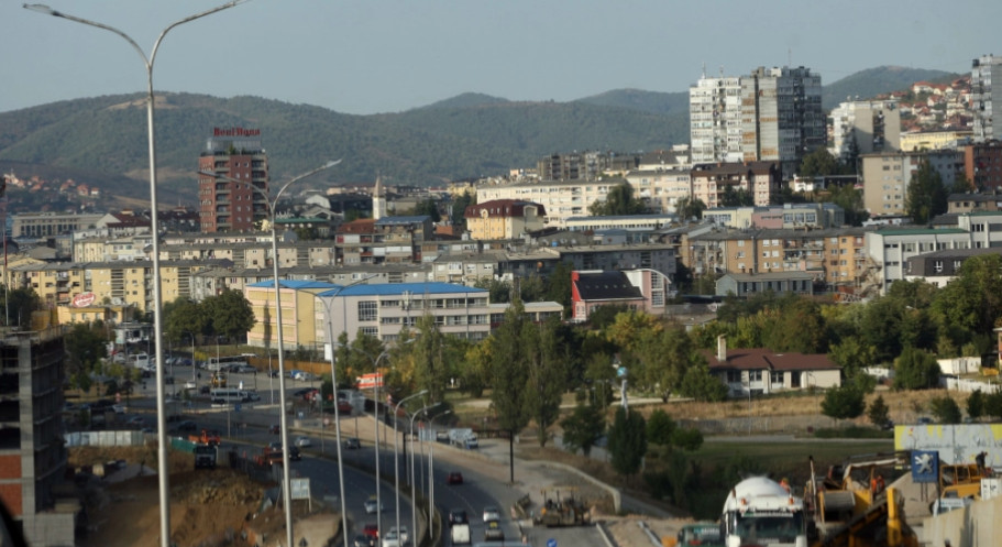ZBOG DOJAVE O PODMETNUTOJ BOMBI Evakuisana autobuska stanica u Prištini