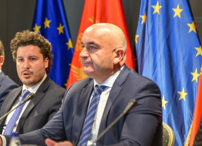 RADUNOVIĆ: Kad Vlada nije pitala građane o priznanju Kosova ili ulasku u NATO, ne mora ni o “Otvorenom Balkanu”