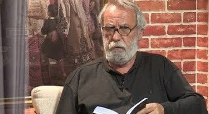 SMETAJU IM SRBI, META I NJEGOŠ: Žestoka kampanja crnogorskog PEN centra protiv književnika Milutina Mićovića
