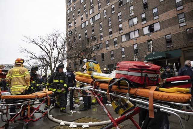 VELIKI POŽAR U NJUJORKU Poginulo najmanje 19 osoba