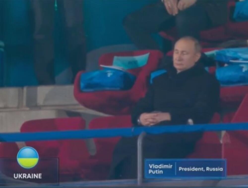 REAKCIJA KOJA JE OBIŠLA SVIJET: Pogledajte šta je radio Putin kada su na defile izašli sportisti iz Ukrajine (VIDEO)