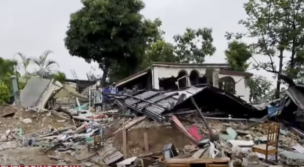 OBILNA KIŠA NAPRAVILA HAOS NA HAITIJU Poplavljeno na hiljade kuća, porodice raseljenje