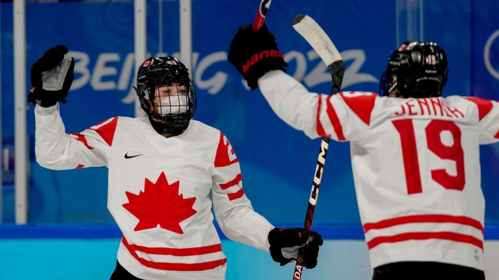 ZOI U PEKINGU Hokejašioce Kanade i Rusije igrale sa maskama na licu
