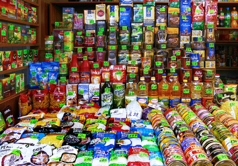 DOBRE VIJESTI ZA GRAĐANE Cimbaljević: Pad cijena osnovnih životnih namirnica narednih dana