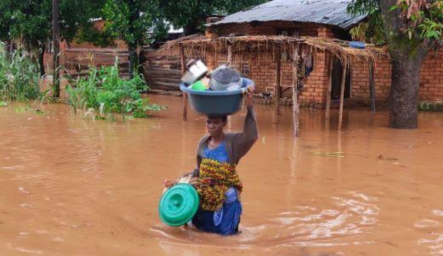 UŽAS! Desetine poginulih u poplavama u Bangladešu i Indiji