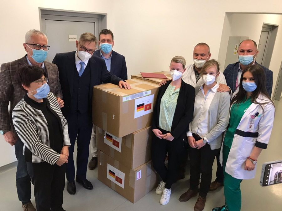 VRIJEDNA DONACIJA Njemačka donirala laboratorijsku opremu Domu zdravlja Berane