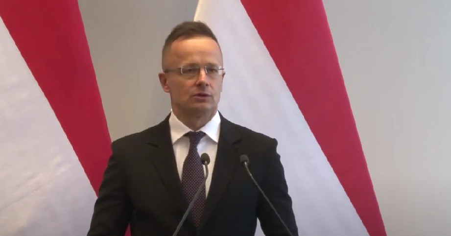 Peter Sijarto: Mađarska neće glasati za uvođenje embarga na rusku naftu