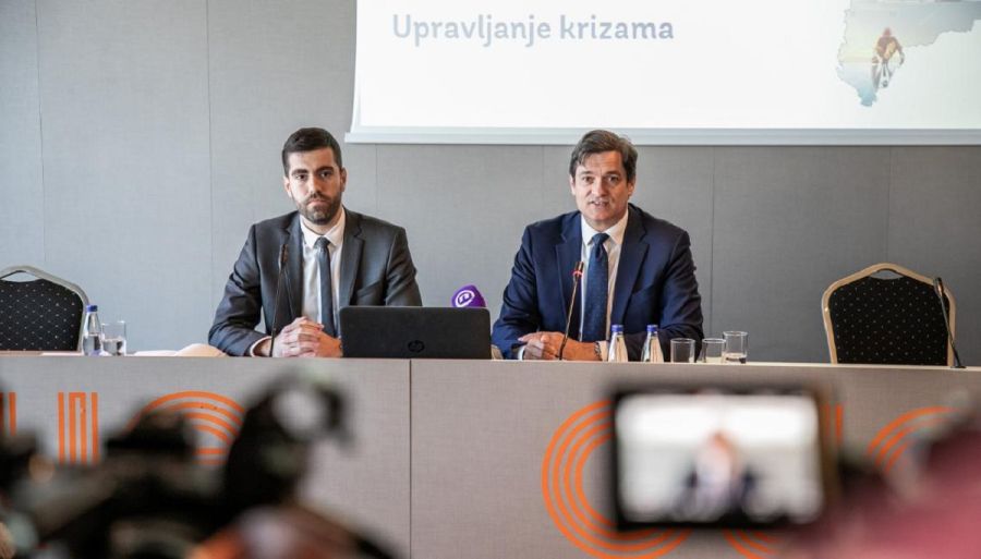 SVJETSKA BANKA PREPORUČUJE: Crna Gora da ubrza strukturne reforme