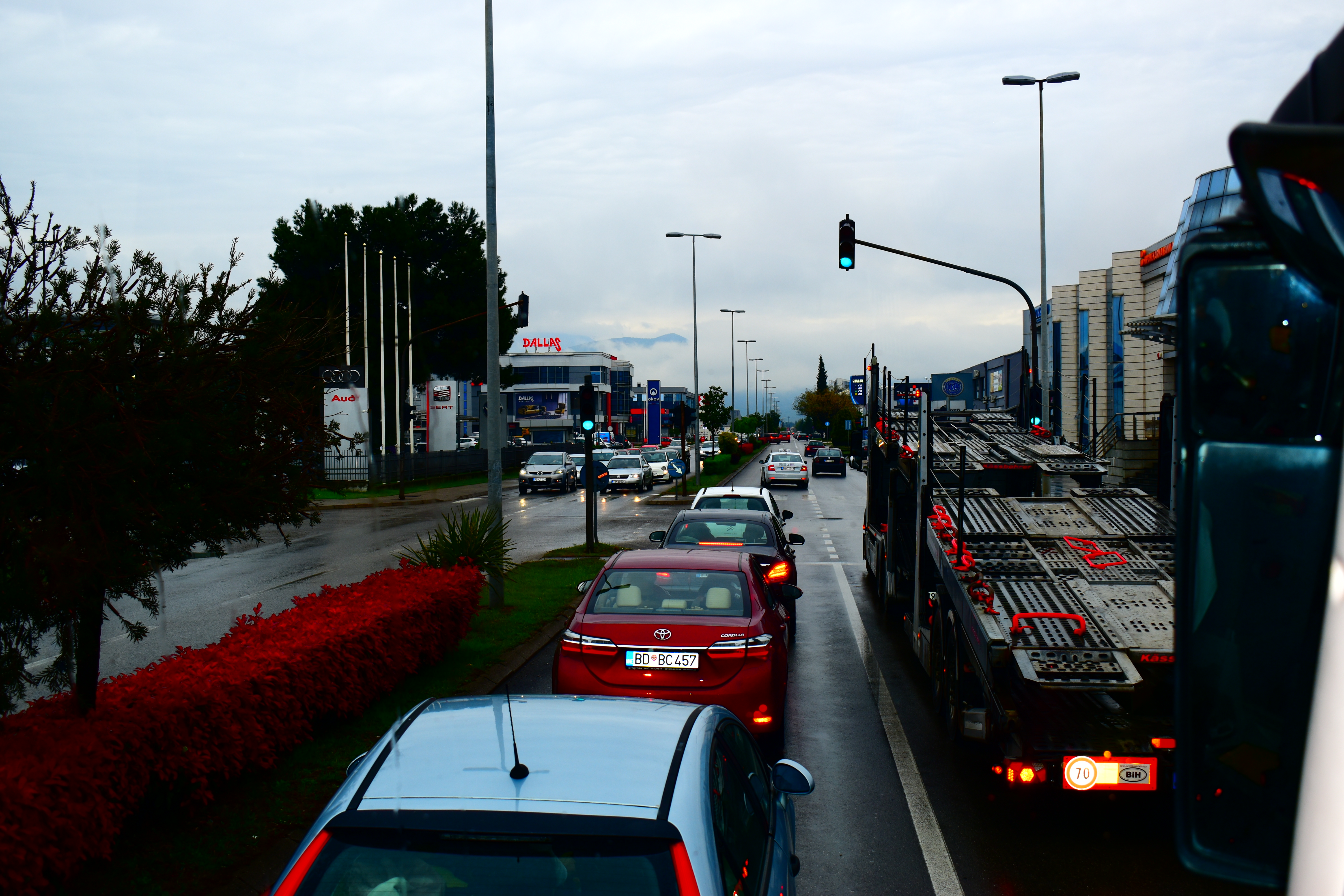AMSCG UPOZORAVA! Pojačan intezitet saobraćaja na putevima Crne Gore