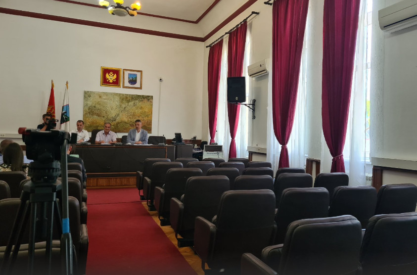 ZBOG NEDOSTATKA KVORUMA Odložen nastavak Konstitutivne sjednice SO Berane